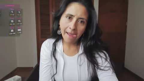 Stafania 3 online show from 11.27.25