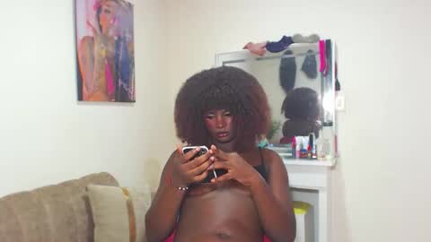 Snapshot of stefanny_2001 chatting on 05.05.26 stefanny beautiful online show from 05.05.26
