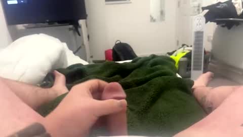 Snapshot of stefansmith93 chatting on 10.28.25 stefansmith93 online show from 10.28.25