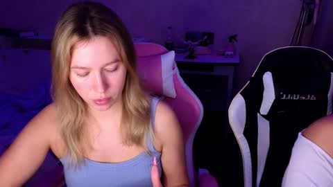 stefany_and_bettany online show from 12.03.25