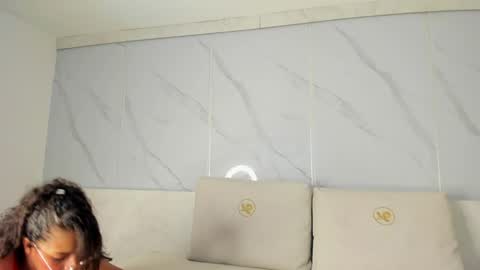 Snapshot of stefany_lure chatting on 05.19.26 Stefany Lure online show from 05.19.26