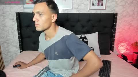 stefany_pablo1 online show from 02.03.25