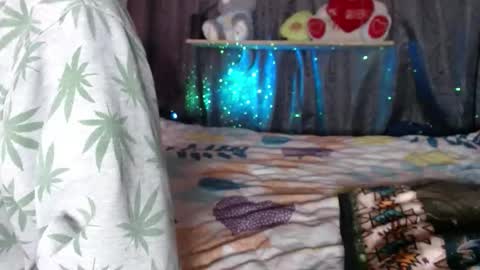 stefany_pablo1 online show from 11.22.25
