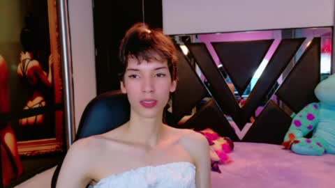 stefany piink online show from 06.06.26