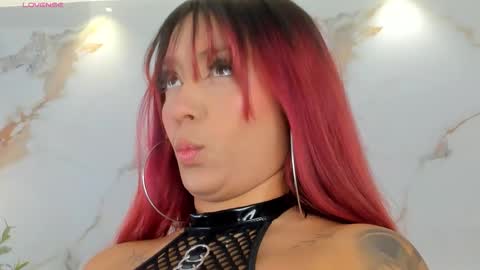 Snapshot of steffabeck chatting on 11.17.25 online show from 11.17.25