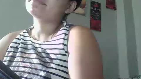 Snapshot of steffani_love chatting on 09.23.25 steffani_love online show from 09.23.25