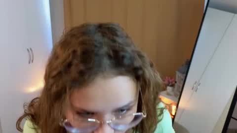 Steffani online show from 10.12.25