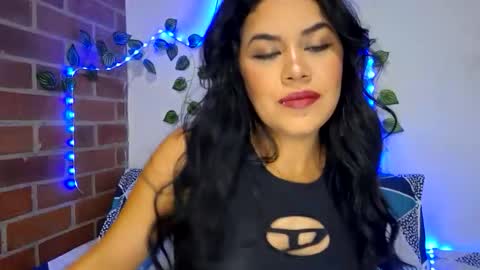 Snapshot of steffany_doll chatting on 01.05.26 steffany doll online show from 01.05.26