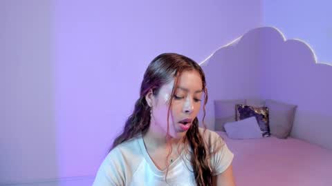 stefie online show from 12.15.24