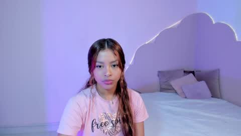 stefie online show from 12.19.24