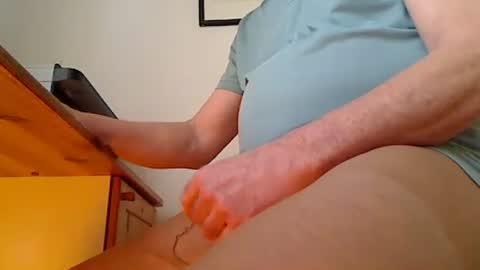 Snapshot of stefison chatting on 02.25.26 stefan online show from 02.25.26