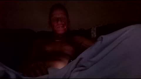 Snapshot of stefy1037 chatting on 02.01.26 stefy1037 online show from 02.01.26