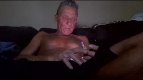 Snapshot of stefy1037 chatting on 05.17.26 stefy1037 online show from 05.17.26
