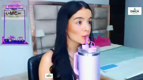 Snapshot of stefy810675 chatting on 09.24.25 Stefany online show from 09.24.25