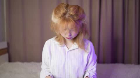 Stella online show from 10.04.25