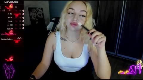 Stella  Cox online show from 09.18.25