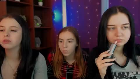 Snapshot of stella_flower chatting on 02.04.26 stella_flower online show from 02.04.26