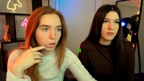 stella_flower online show from 03.15.26