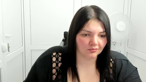 Snapshot of stella_la_ chatting on 06.15.26 Stella online show from 06.15.26