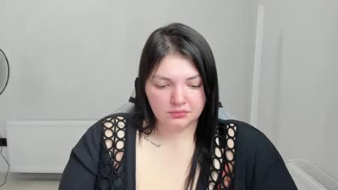 Snapshot of stella_la_ chatting on 06.19.26 Stella online show from 06.19.26