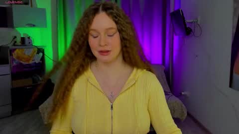 Stella online show from 10.20.25