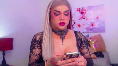 CALL ME STELLA online show from 10.26.25