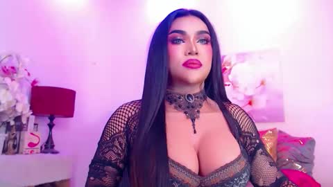 CALL ME STELLA online show from 04.04.26