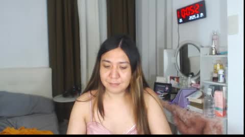 Snapshot of stellahugets chatting on 06.18.26 Stella online show from 06.18.26