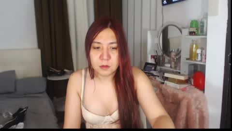 Snapshot of stellahugets chatting on 07.18.26 Stella online show from 07.18.26