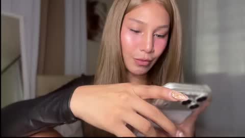 Snapshot of stellamckinley chatting on 06.09.26 GODDESS STELLA online show from 06.09.26