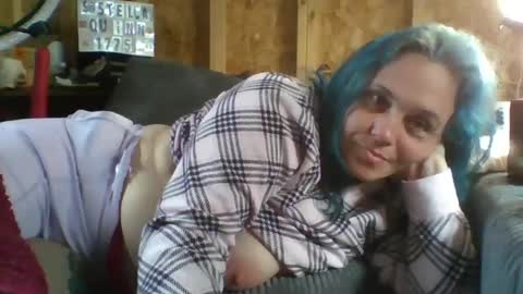 Snapshot of stellaquinn1775 chatting on 10.02.25 Stella online show from 10.02.25