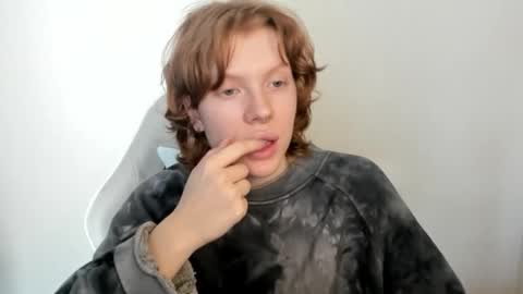 S T E L L A online show from 02.17.26