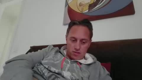Snapshot of sten015 chatting on 05.13.26 sten015 online show from 05.13.26