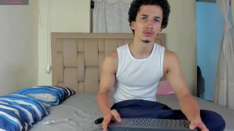 Stepcouple   online show from 09.28.25