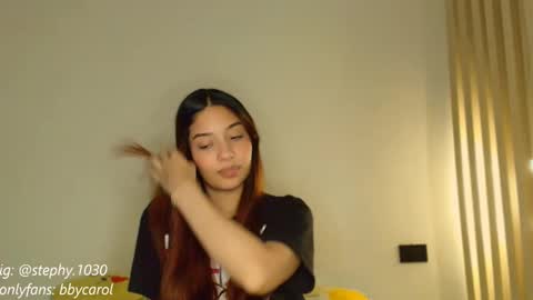 Snapshot of steph_y1030 chatting on 05.12.26 stephany online show from 05.12.26