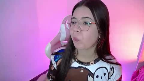 Emma online show from 09.17.25