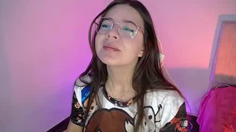 Emma online show from 09.17.25