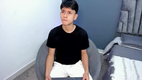 Stephane Rouss online show from 12.01.25