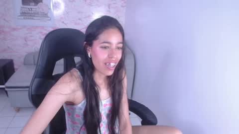 Stephania online show from 12.10.24