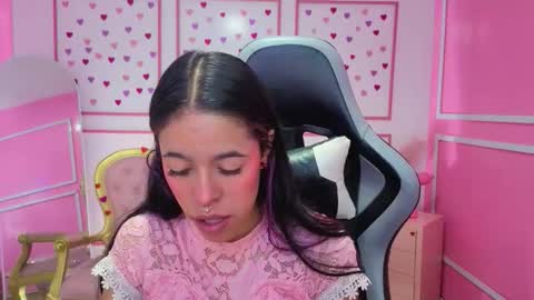 Stephania online show from 02.06.26