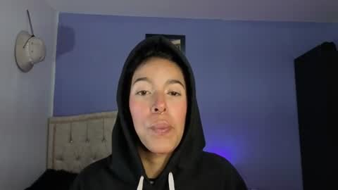 Snapshot of stephania_t chatting on 06.23.26 Stephania online show from 06.23.26