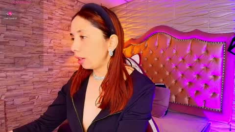 Snapshot of stephaniesun_ chatting on 04.06.26 Stephaniesun online show from 04.06.26