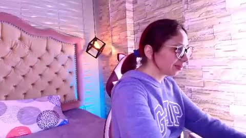 Snapshot of stephaniesun_ chatting on 07.28.26 Stephaniesun online show from 07.28.26