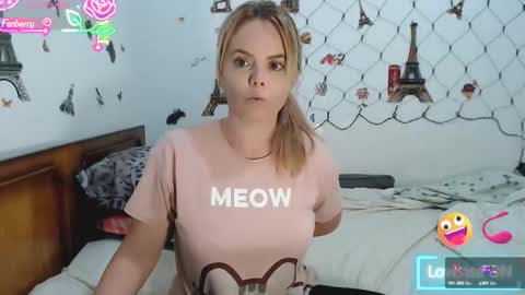 Stephanie   online show from 09.09.25