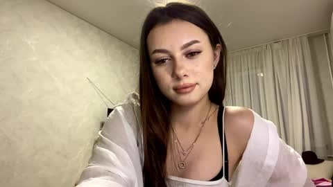 Stephani online show from 04.12.26