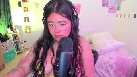 Stephanie  online show from 12.26.24