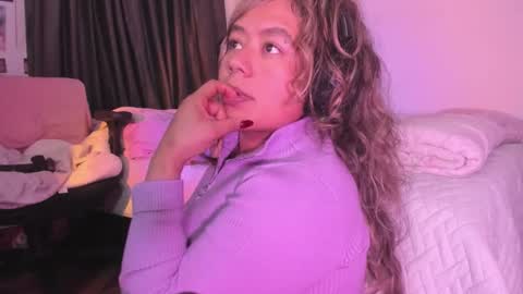 Stephanie  online show from 09.09.25