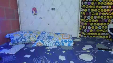 Anny online show from 10.27.25