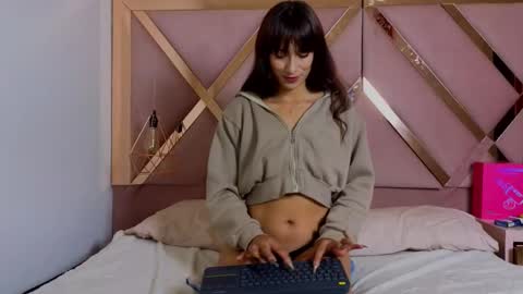 stephany_grand online show from 02.11.26