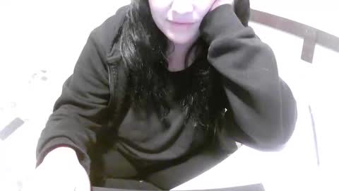 Stephany online show from 10.15.25